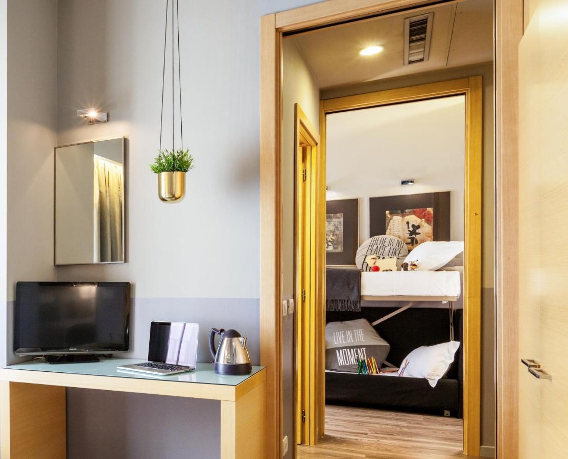 Holiday Inn Milan Garibaldi Station By Ihg Exterior foto
