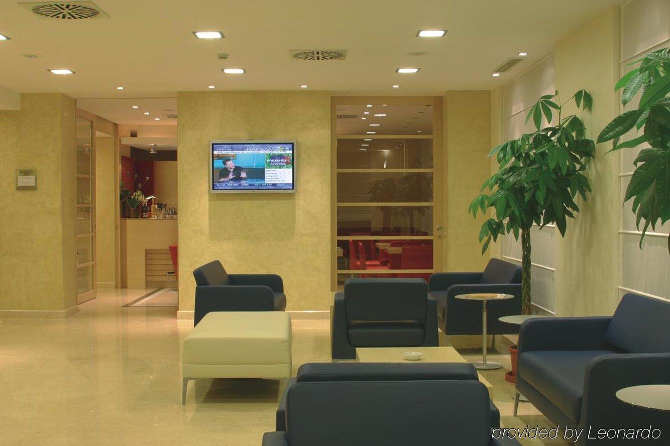 Holiday Inn Milan Garibaldi Station By Ihg Exterior foto