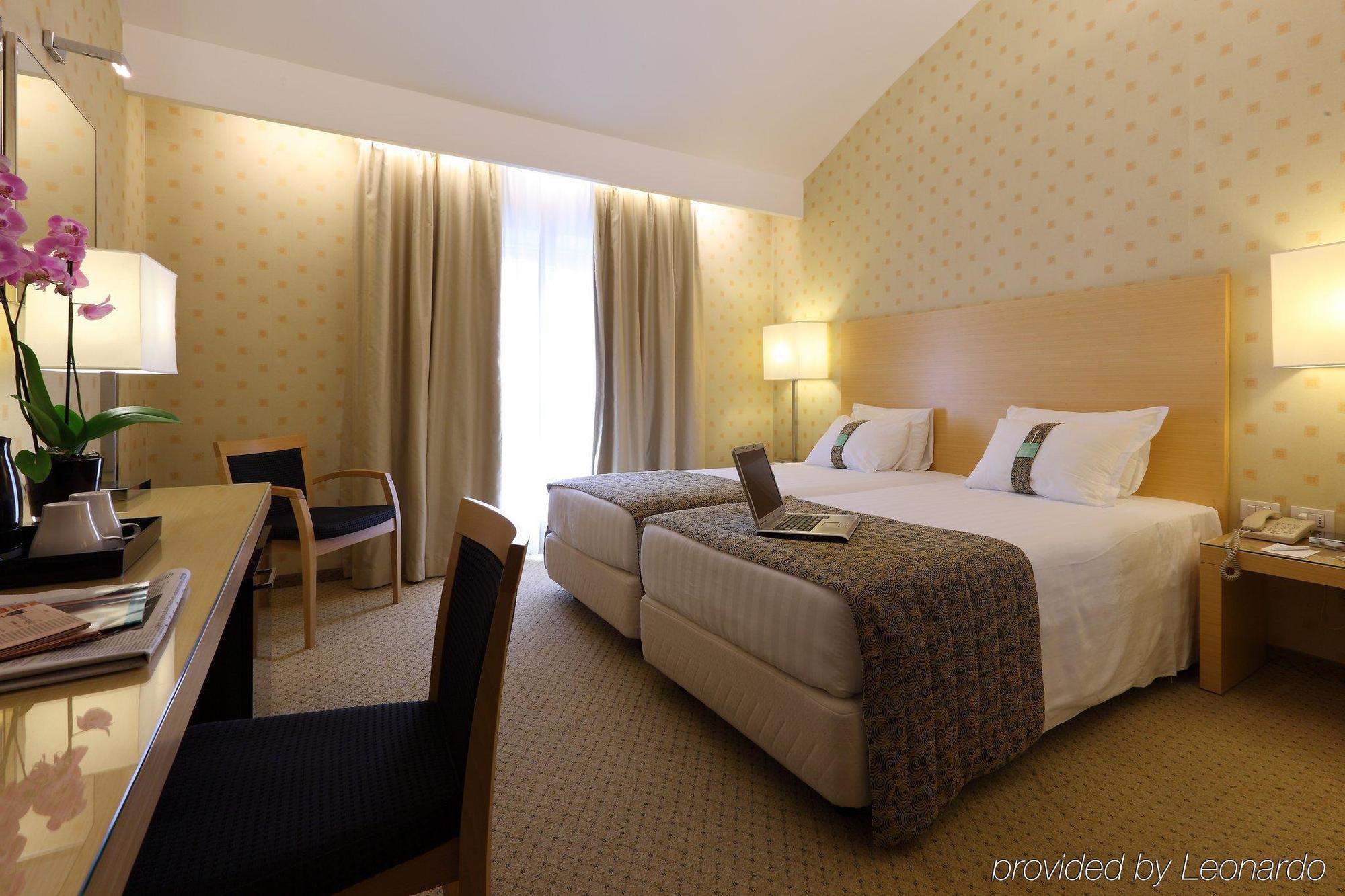 Holiday Inn Milan Garibaldi Station By Ihg Exterior foto